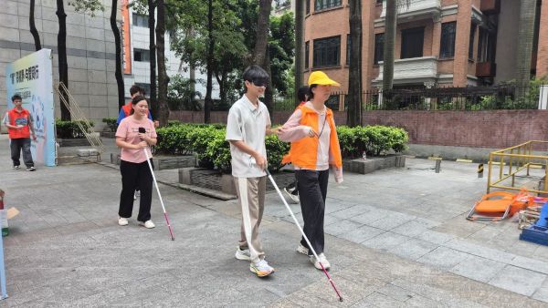 爱眼日02.jpg 图片